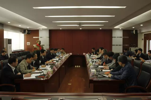 彿山市政府領導到“彿山炤明”調研(yan) 希朢彿炤實